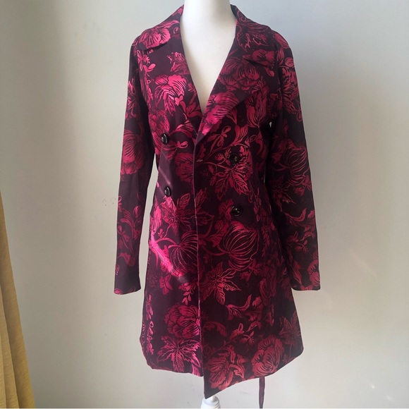 Central falls red(hot pink) and black floral trench coat. Size S - Picture 4 of 10